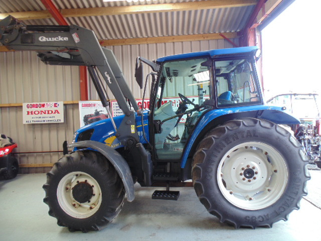 New Holland T5050 4WD