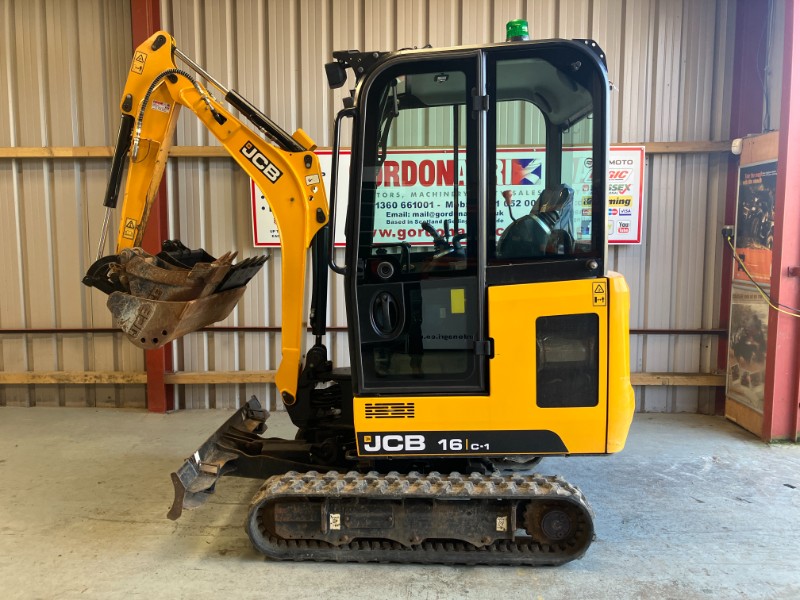 jcb 16c1.JPG