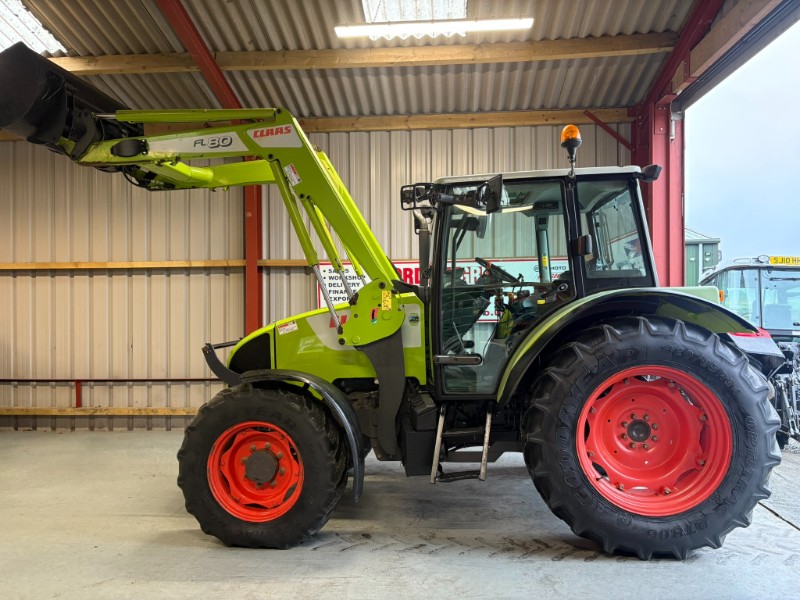 claas celtis 446 loader .JPEG