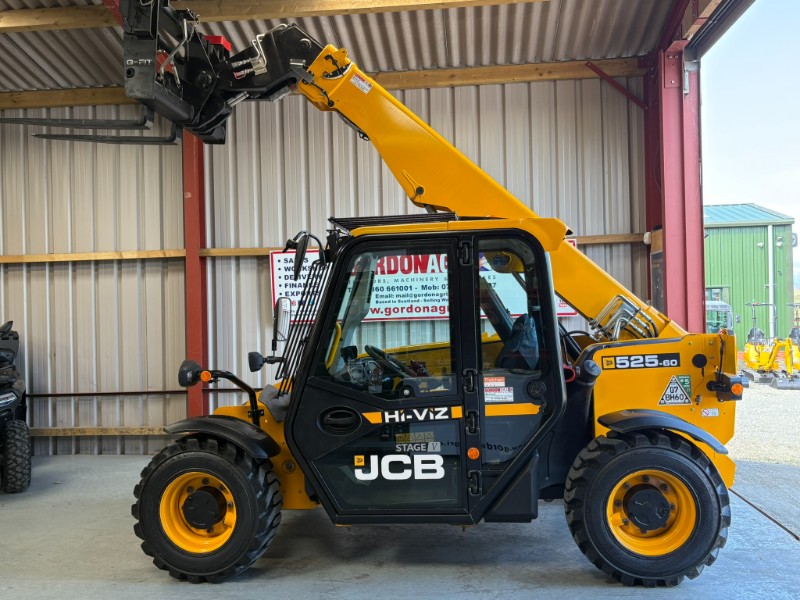 jcb  525 60 hi viz .JPEG
