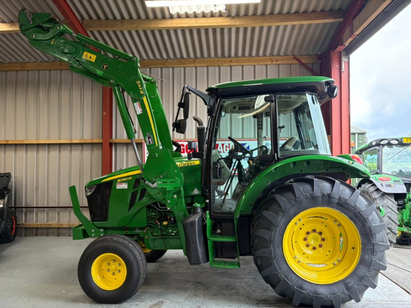 John Deere 5090M 2WD