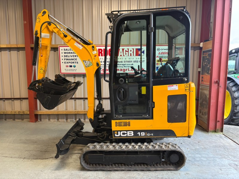 jcb 19c.JPEG