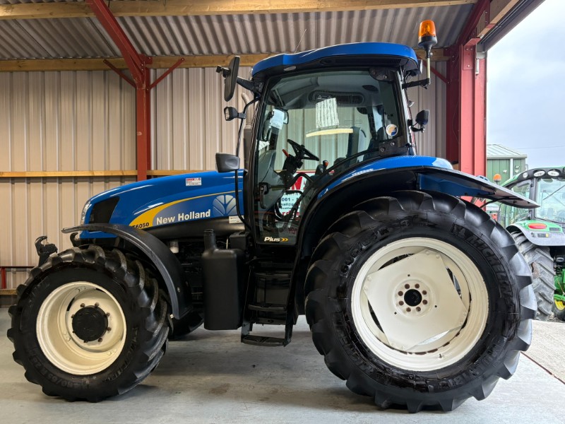 new holland t6050.JPEG